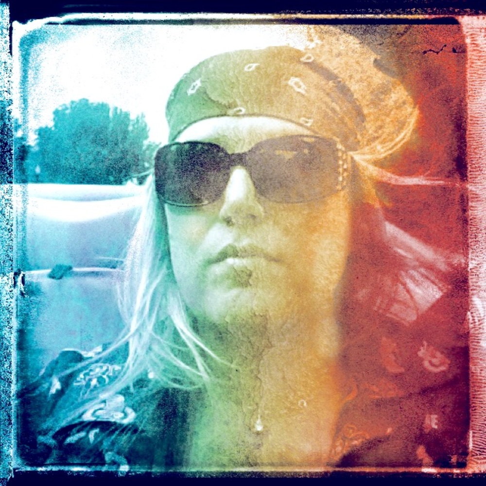 Meet your Posher, SwagGirl!